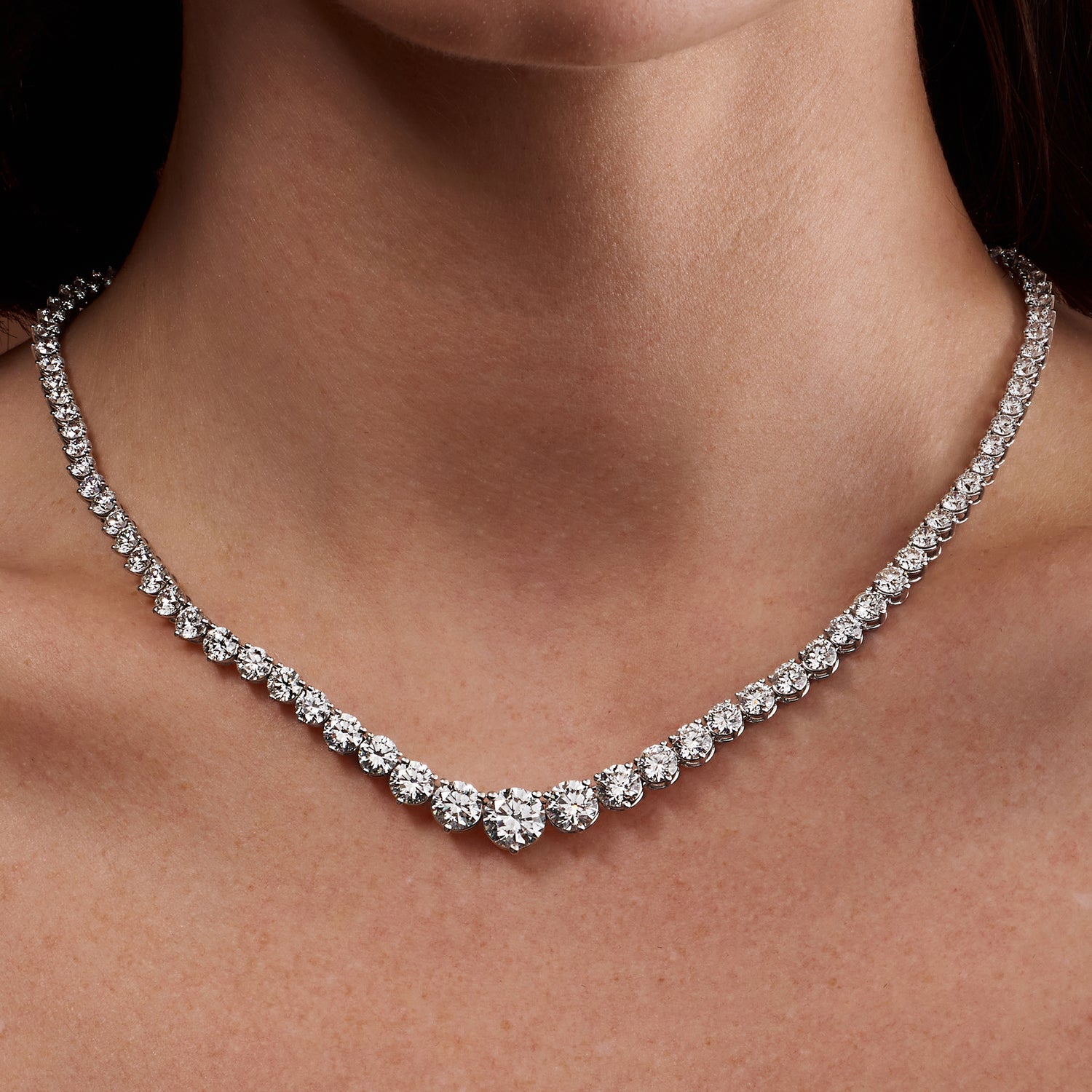 29.92CT Round Brilliant Diamond Riviera Necklace