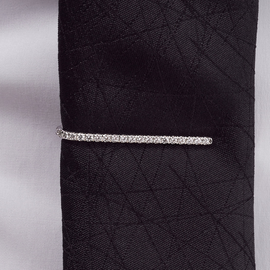 Round Brilliant Diamond Tie Bar